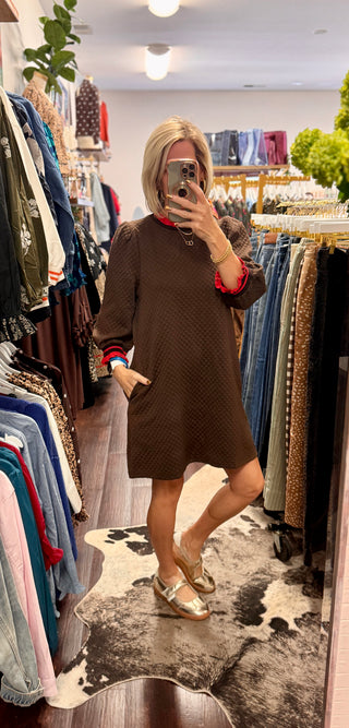 The Holly Jolly Quilted Dress ❤️🤎