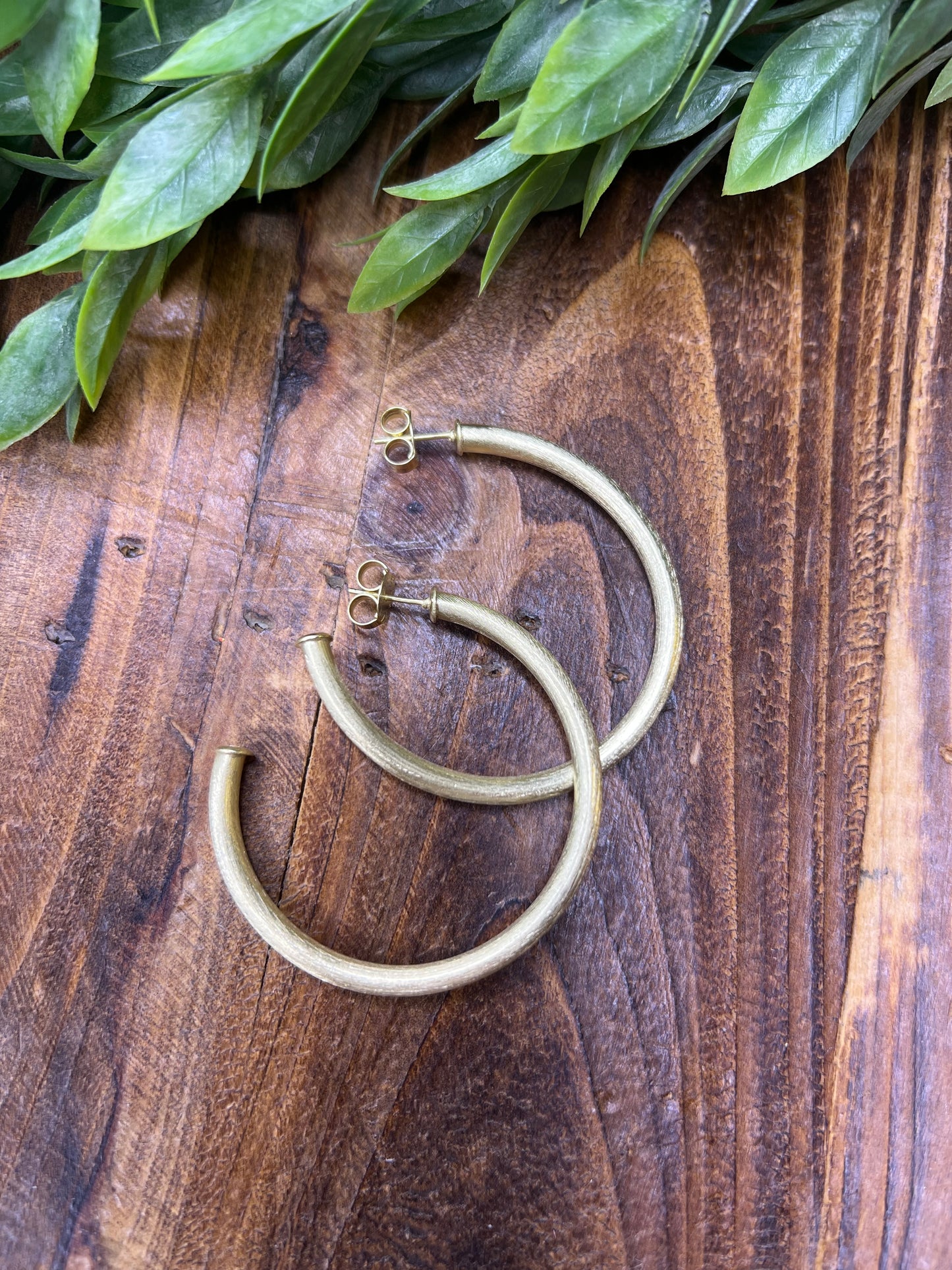 Sheila Fajl - Small Everybody's Favorite Hoops: Brushed 18k Gold Plated