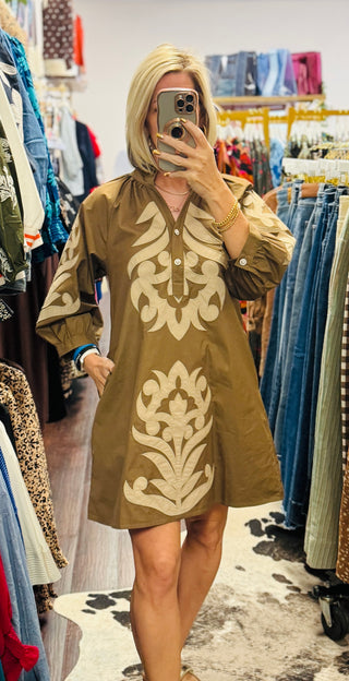 The Ellington Appliqué Dress – Brown