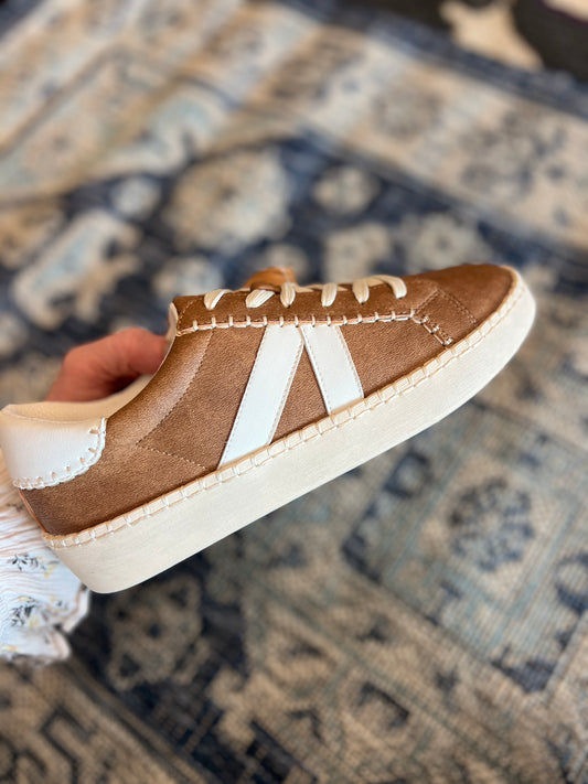 Corkys Cognac Friend Zone Sneaker