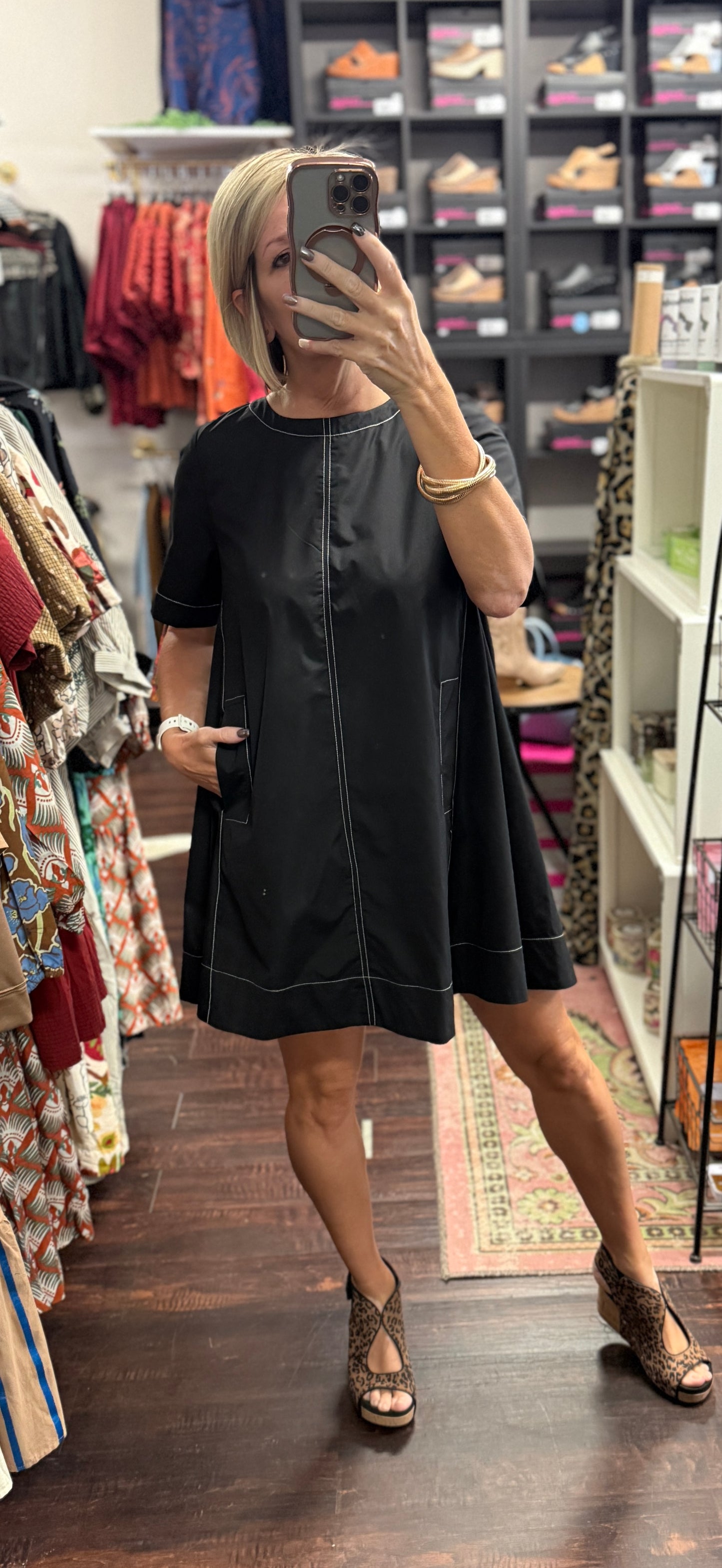 The City Stroll Dress 🖤