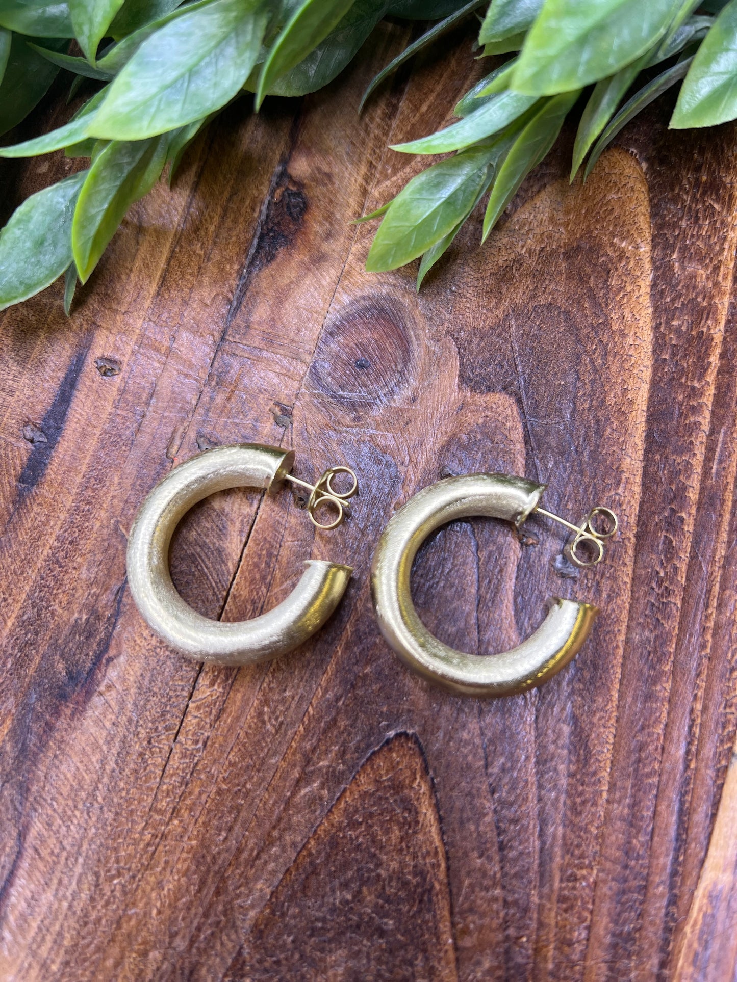 Sheila Fajl Small Chantal Hoops