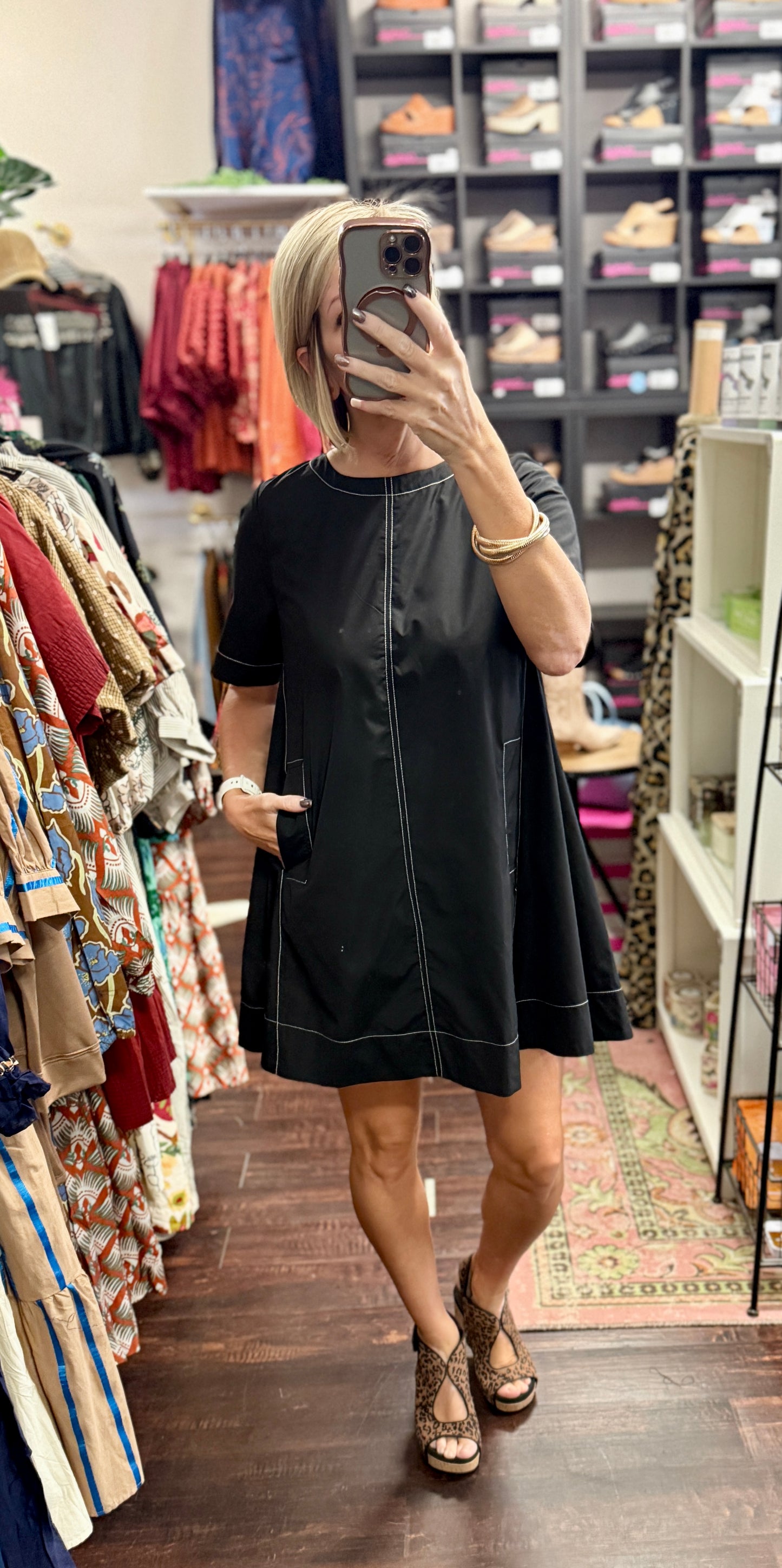 The City Stroll Dress 🖤