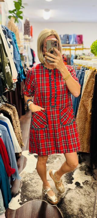 The Merry Little Plaid Dress 🎄❤️