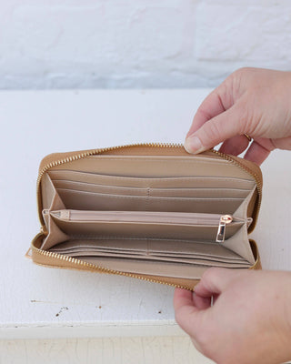 Caroline Hill - Penelope Wallet Natural Lattice: Default