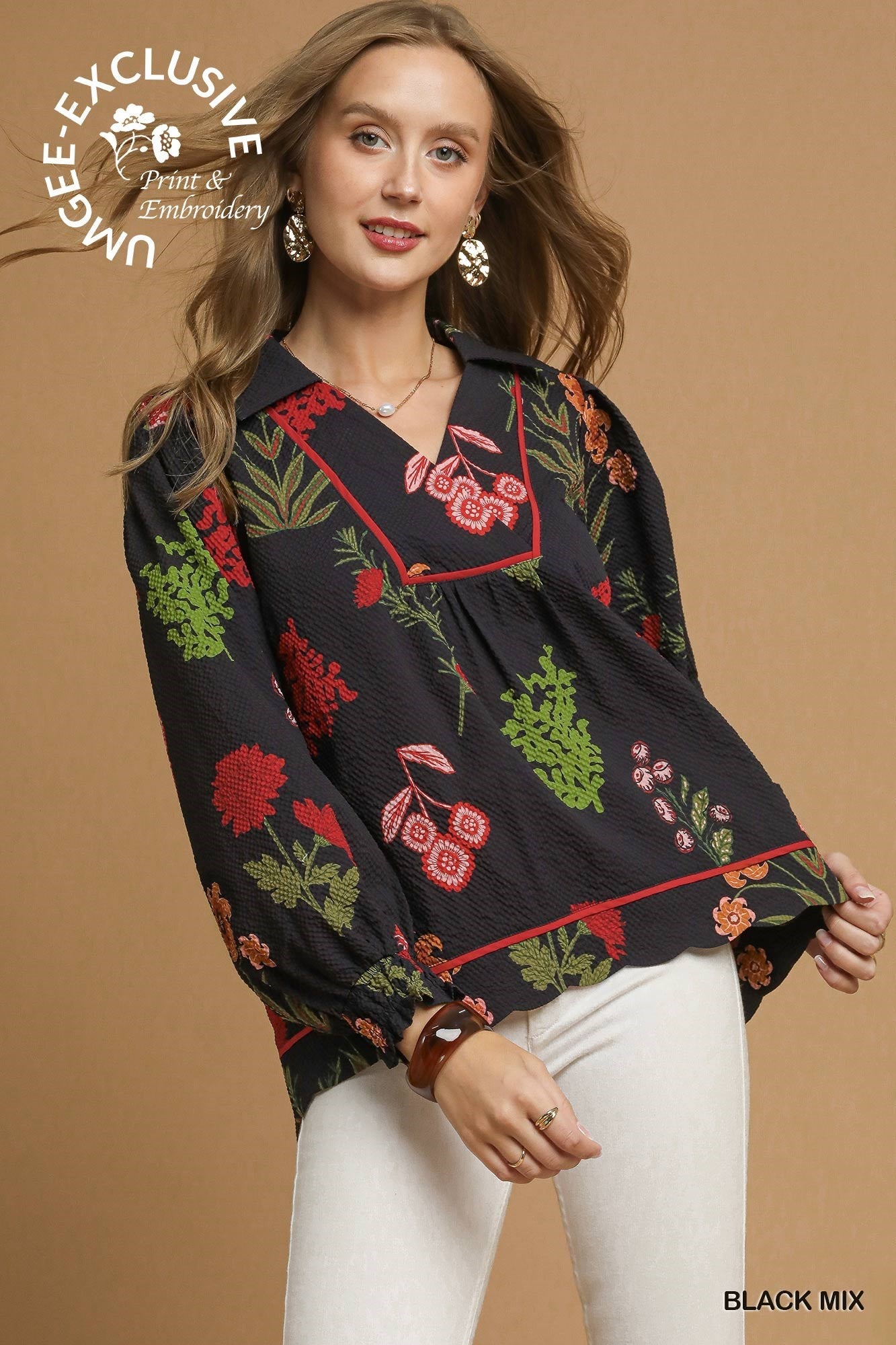 Black Mix Botanical Top
