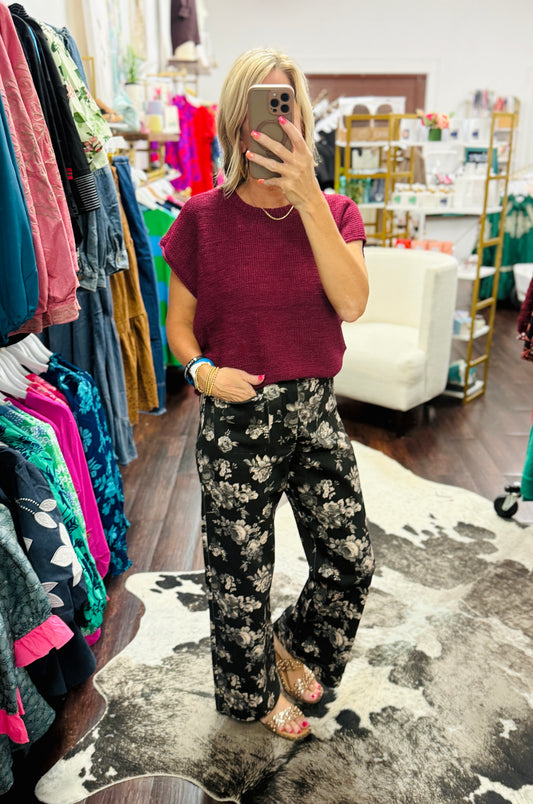 Black Garden Cropped Pants