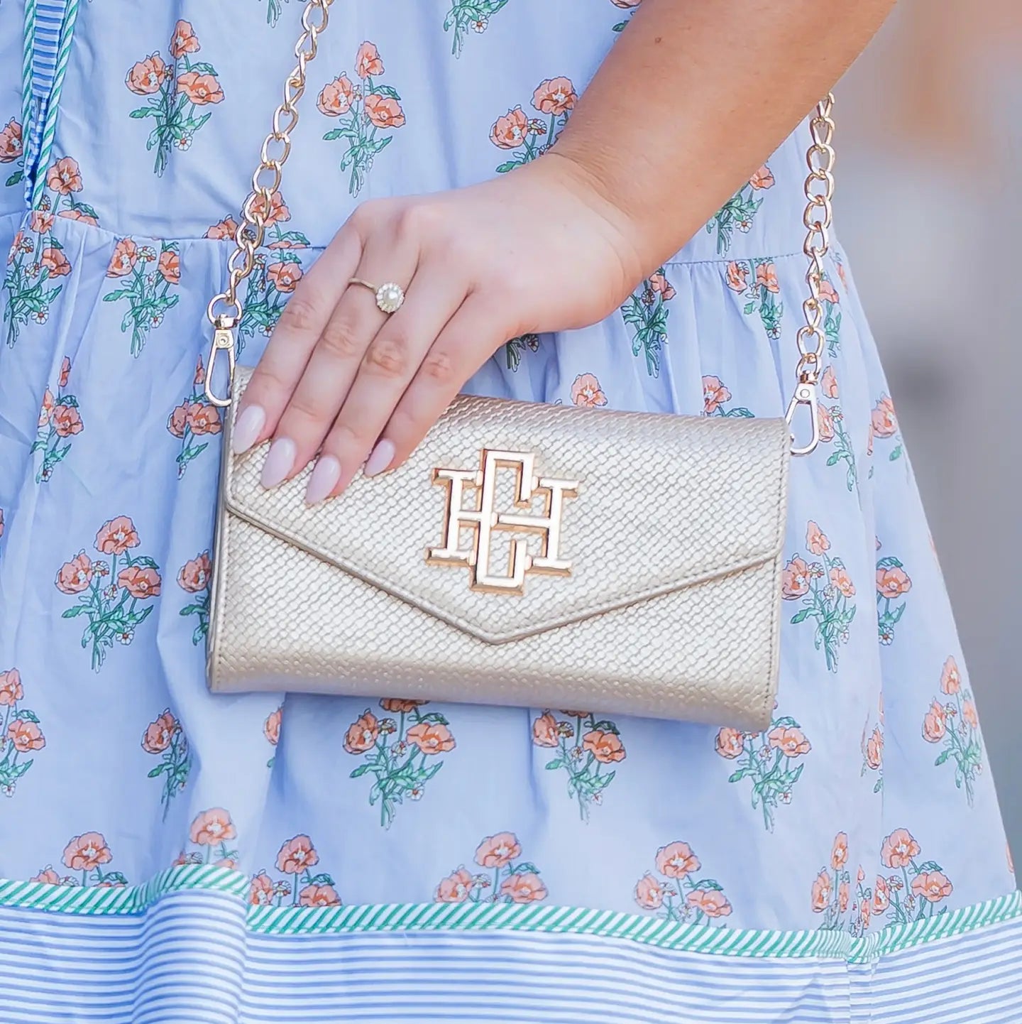 Caroline Hill - Carlington Clutch/Crossbody Gold