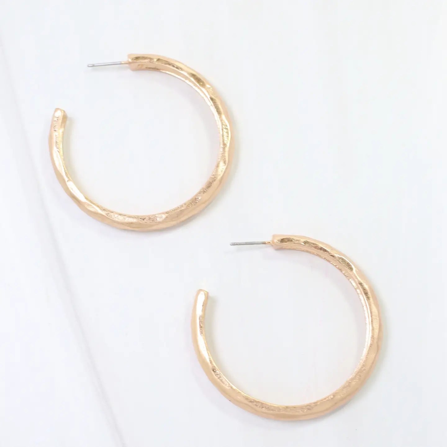 Caroline Hill - Hyde Park Hammered Hoop Earring Worn Gold