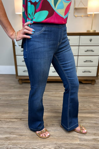 CELLO 30" Dark Wash Flares