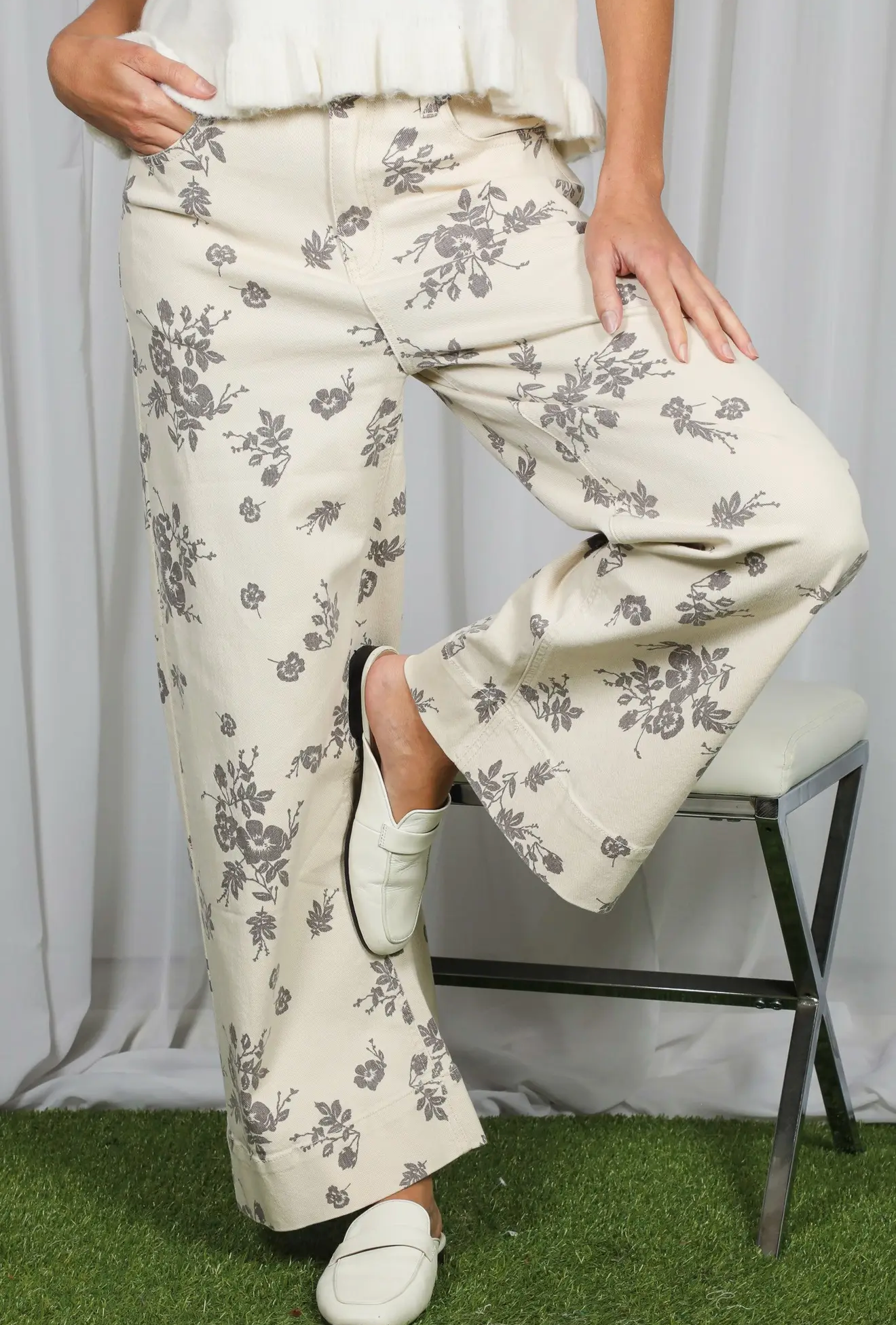 The Vintage Garden Wide-Leg Pants